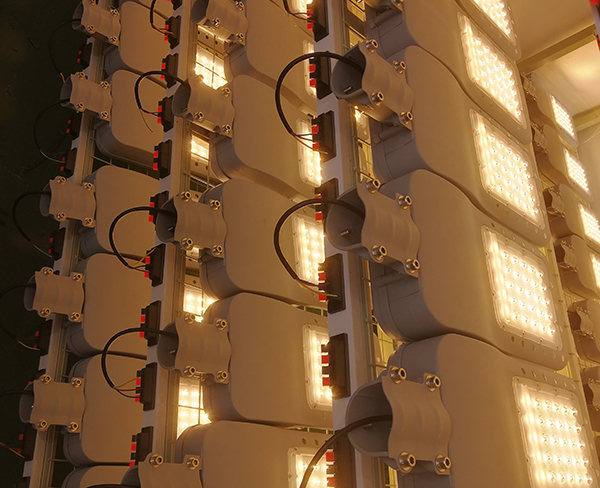 車(chē)間生產(chǎn)(圖1)